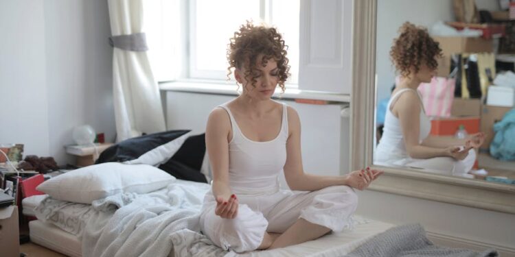 7 Easy Steps on How to Practice Mindfulness for Beginners